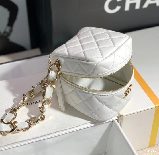 Firstbag Ru CHANEL HANDLE WITH CHANELUTCH 0820
